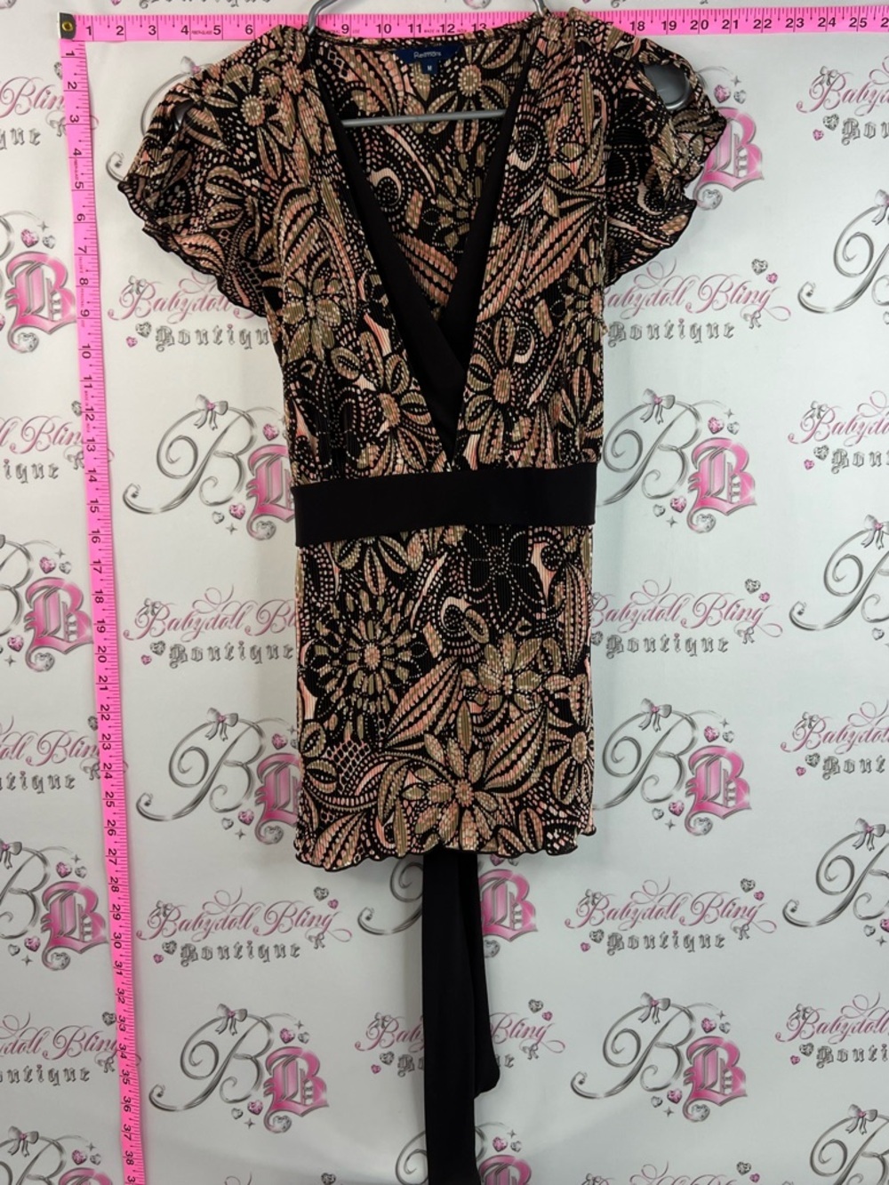 Reitmans tshirt y2k tie Black and Peach Floral Paisley V-Neck Short Sleeve Top